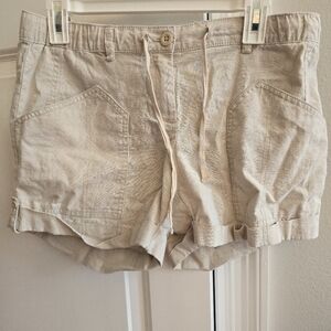 Linen shorts